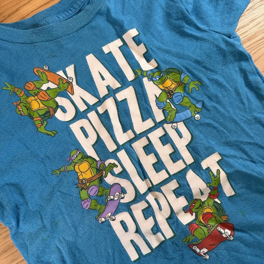 TMNT Teenage Mutant Ninja Turtles Boys Size 5/6 Graphic Tee Shirt Blue Skate